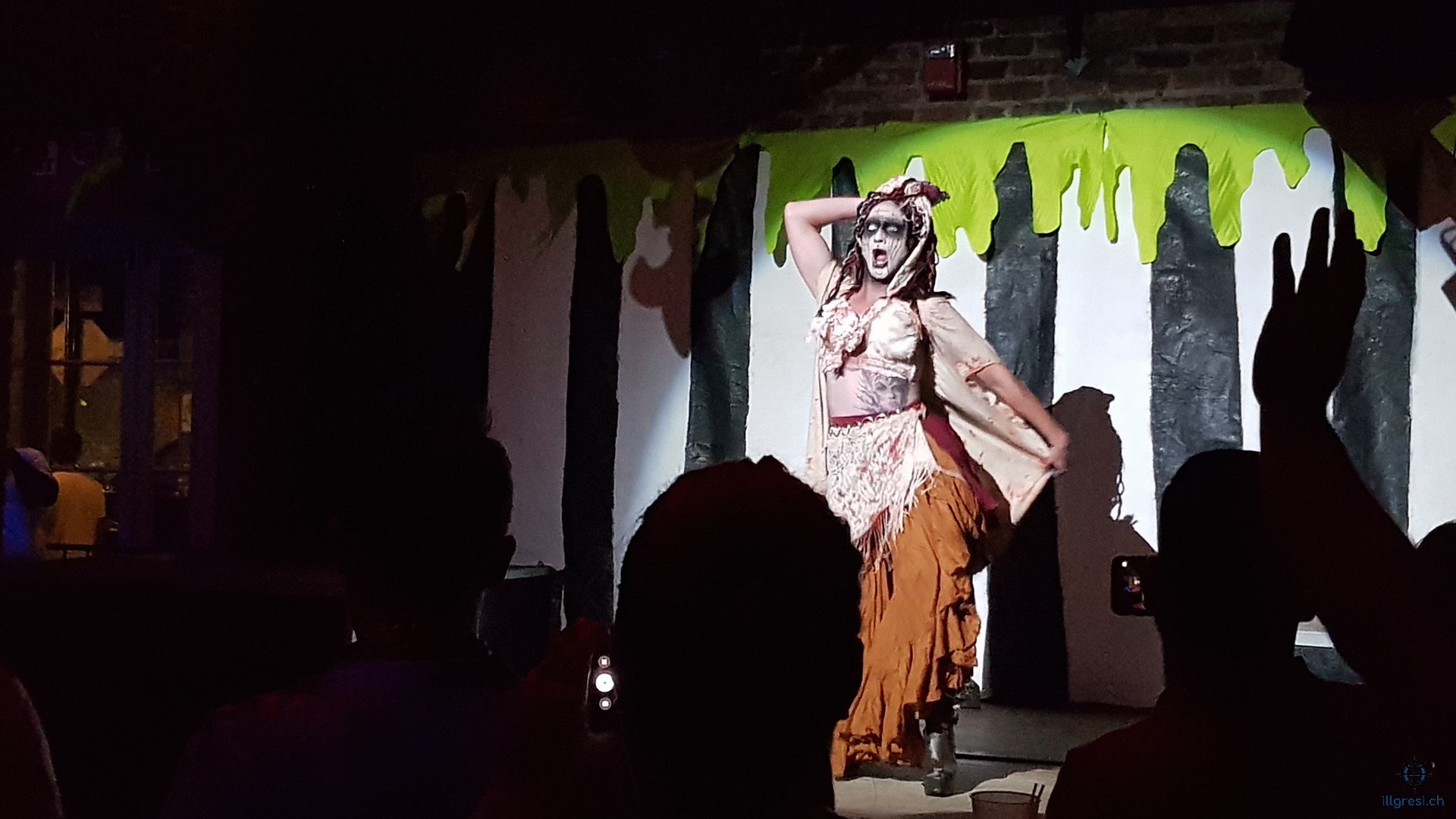 NOLA 8