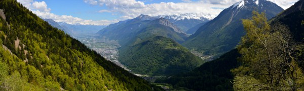 Vue sur Martigny depuis la route du col de la Forclaz 17.05.2014  