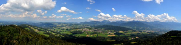 Fribourg depuis la tour Plein Ciel (Mt pelerin) - 17.08.2013  