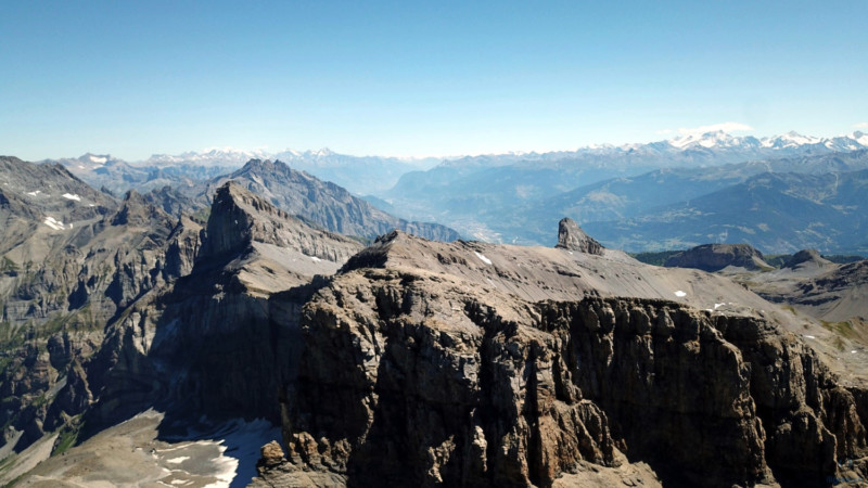 Drone vue du sommet de la grande dent de Morcles