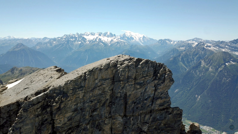 Drone vue du sommet de la grande dent de Morcles