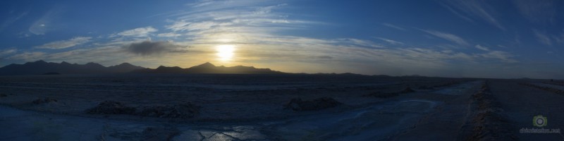 Coucher de Soleil sur le Salar de Uyuni